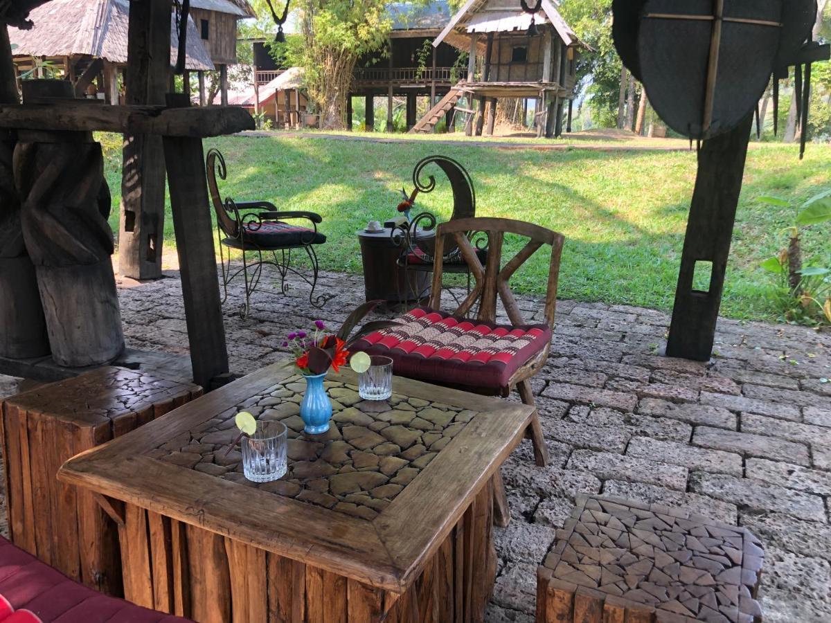 לואנג פרבאנג On The Mekong Resort מראה חיצוני תמונה