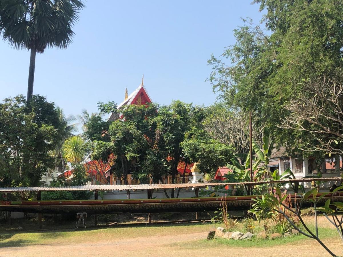 לואנג פרבאנג On The Mekong Resort מראה חיצוני תמונה