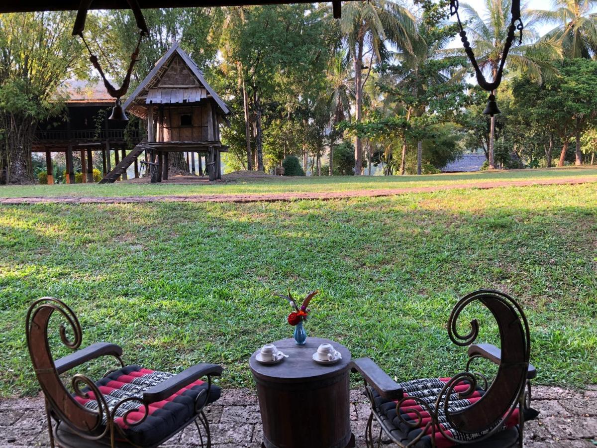 לואנג פרבאנג On The Mekong Resort מראה חיצוני תמונה