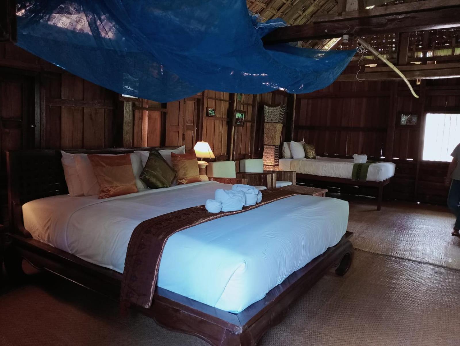 לואנג פרבאנג On The Mekong Resort מראה חיצוני תמונה