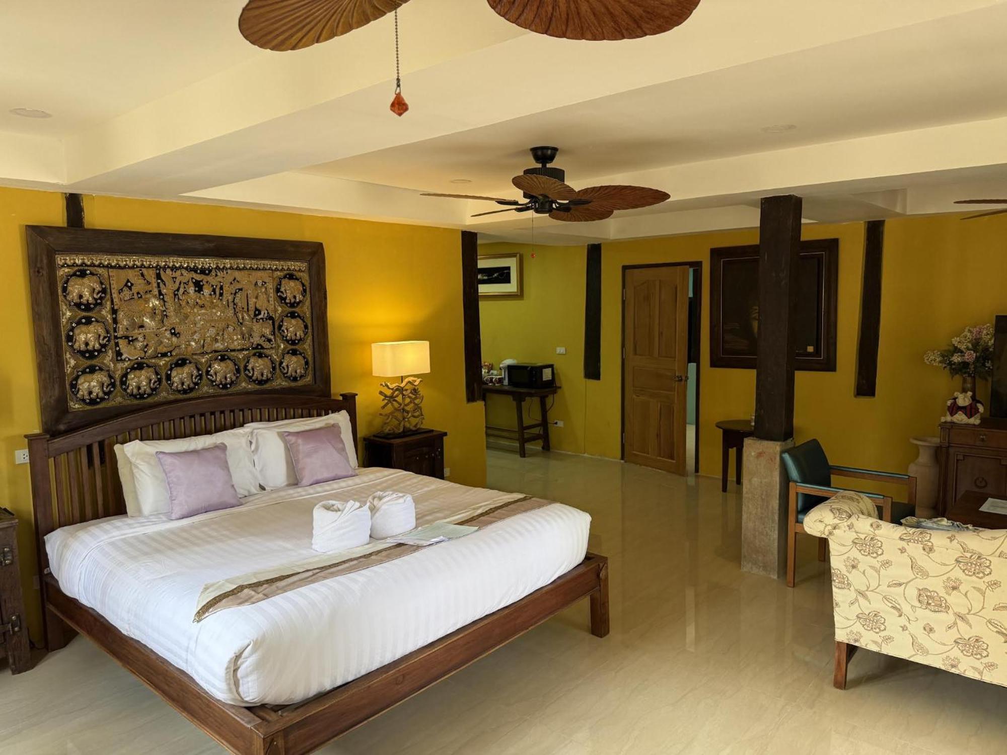 לואנג פרבאנג On The Mekong Resort מראה חיצוני תמונה