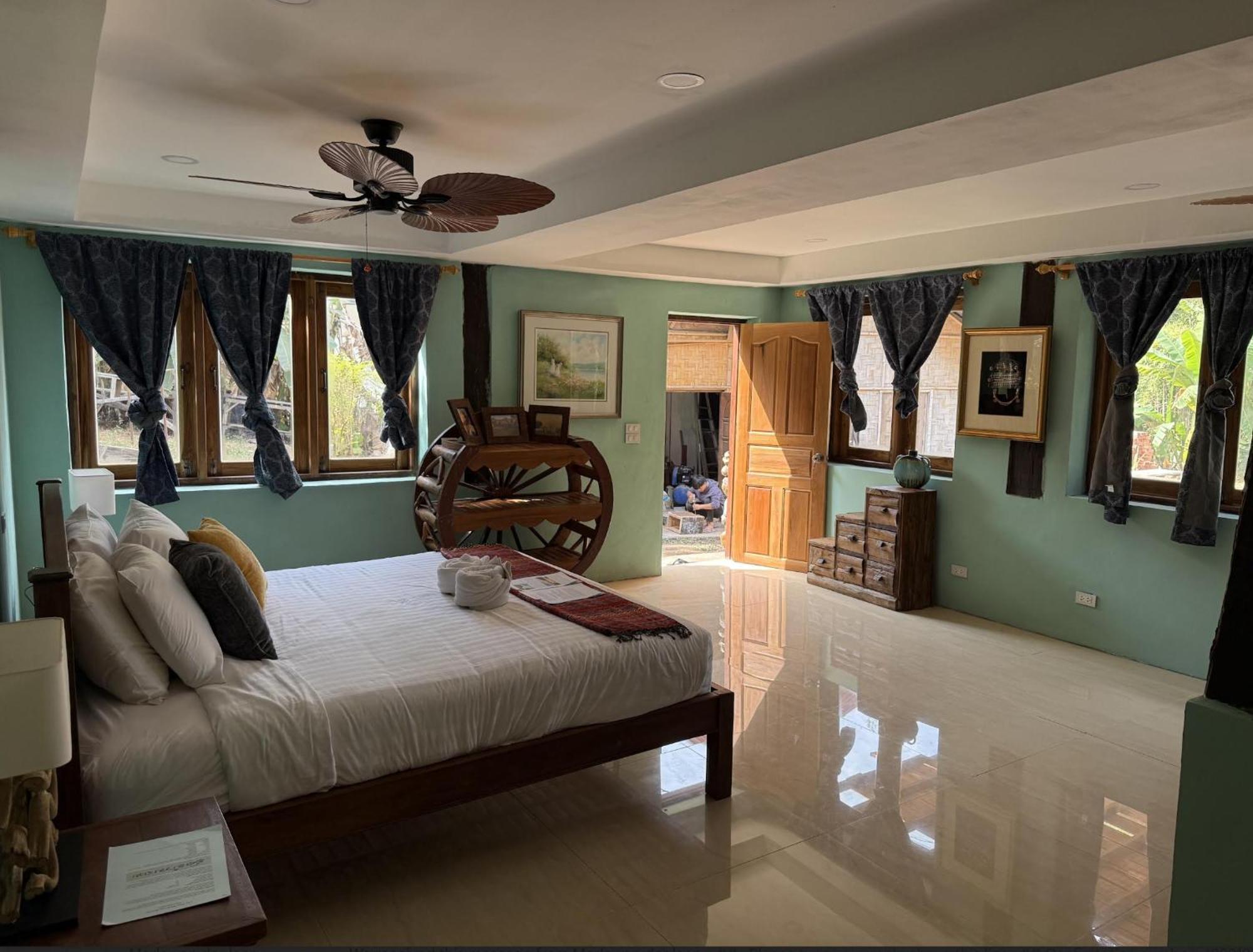 לואנג פרבאנג On The Mekong Resort מראה חיצוני תמונה